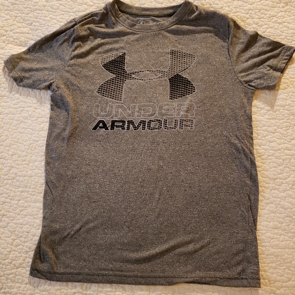 Under armour t-shirt